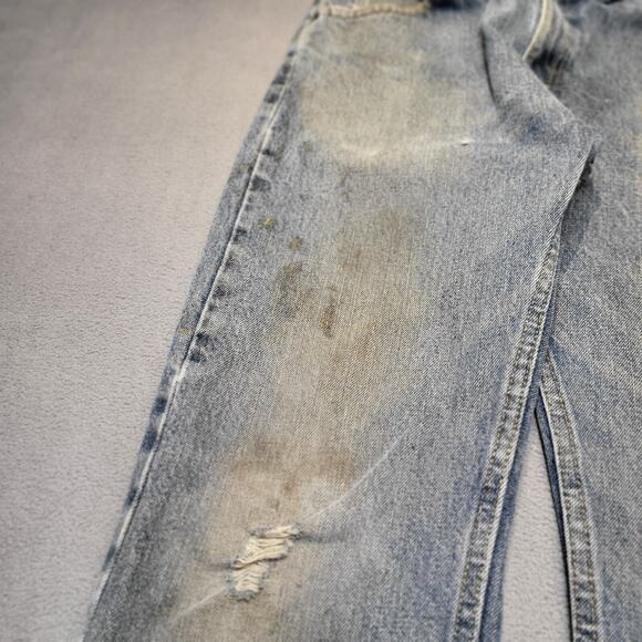 Wrangler Jeans Mens 30x31 Blue Straight Leg Distressed Denim Thrashed - Picture 5 of 12